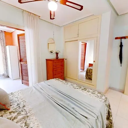 Cozy 2 Bed Playa De Locos شقة *