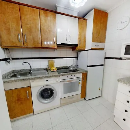 Cozy 2 Bed Playa De Locos Apartment